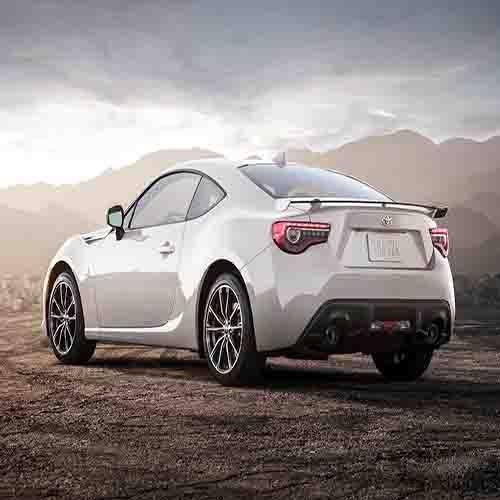 توزیع و فروش قطعات یدکی تویوتا GT86