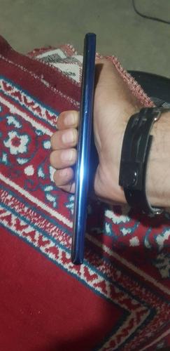 فروش عاجل موبایل نوت ۸ داغ دار کمی کلسش هم میده است
