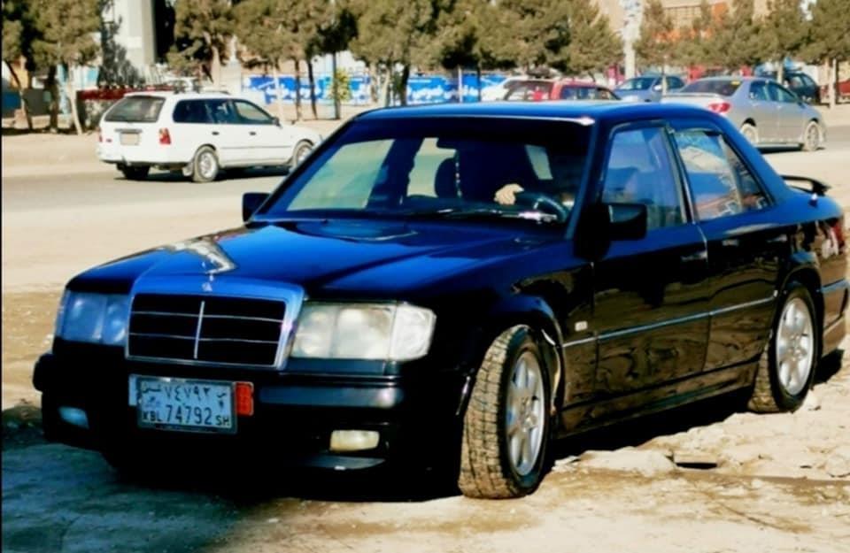 Mercedes-Benz-Germany-w124