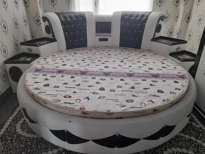 ‎تخت خواب گول‎