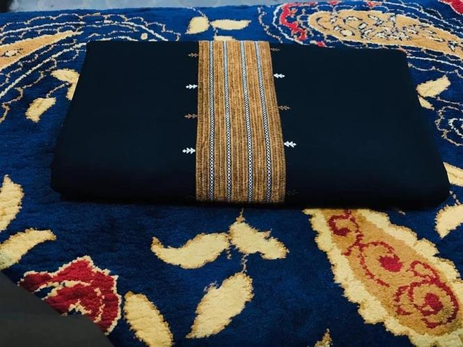 دانو لاسی پټوان دی هردانه یی ځانته ښایسته دی مسنجر ته راسی ی