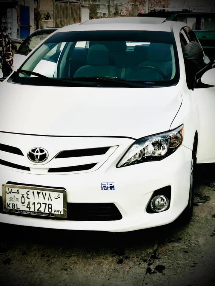 Toyota-Corolla-2012