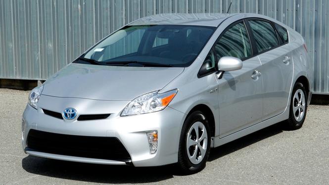 موتر فروشی Toyota prius 2012