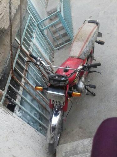فروش عاجل یک عراده موتورسکیل یما .100 .با اسناد 100%