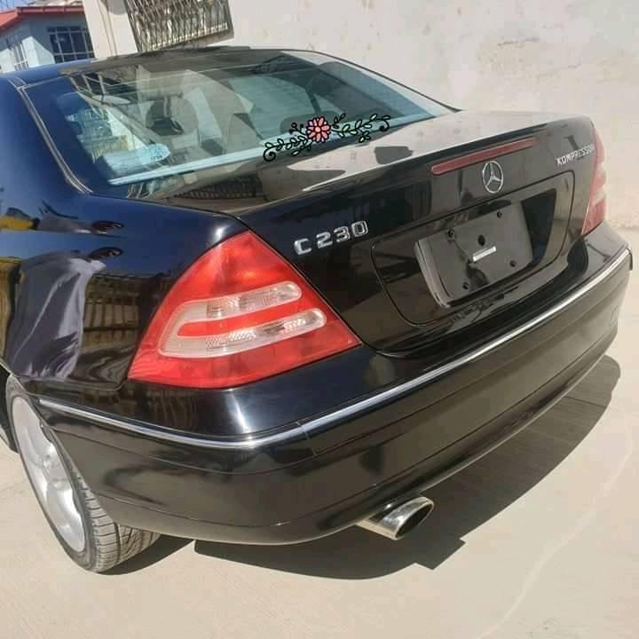 mercedes-benz-2004