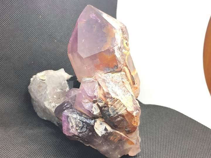 Beautiful-specimen-Of-amethyst