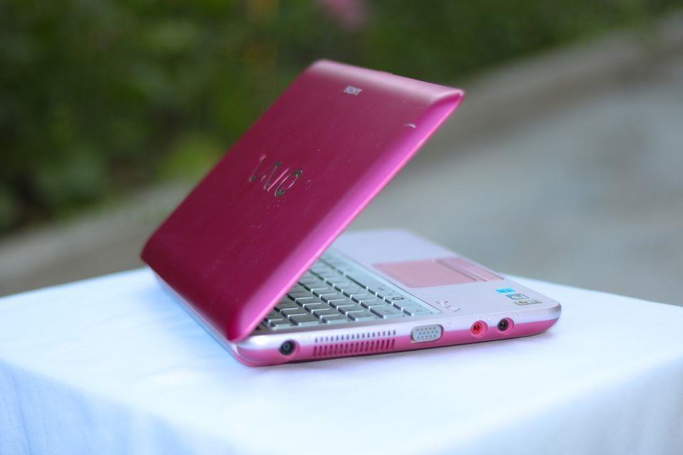 Sony-Mini-Laptop-سوني-کوچنی-لپټاپ