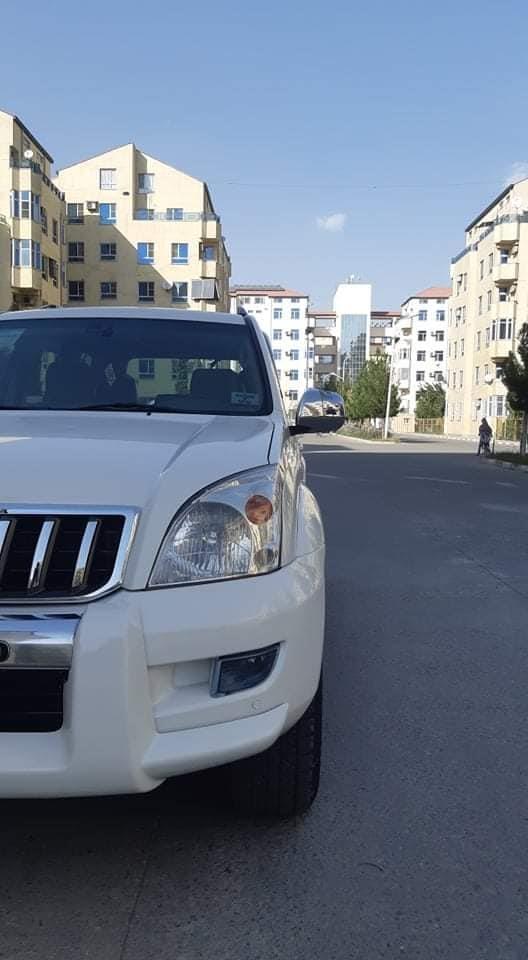 لندکروزر-پرادو