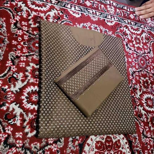 لاسی چارکونجه انتیکه غاړه په ښایسته خامک کی