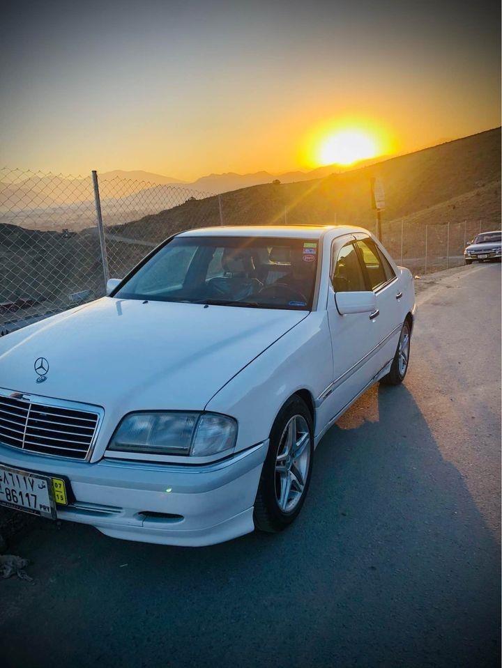 Mercedes-benz-c230