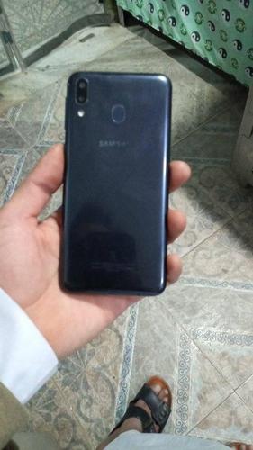 فروش گوشی M20همه کارش چک به زمانت بدون مشکل 32حاف