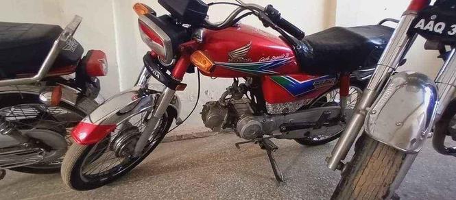جاپاني سيونټي چي په ماډل تر ۱۰ کم نه وي...
