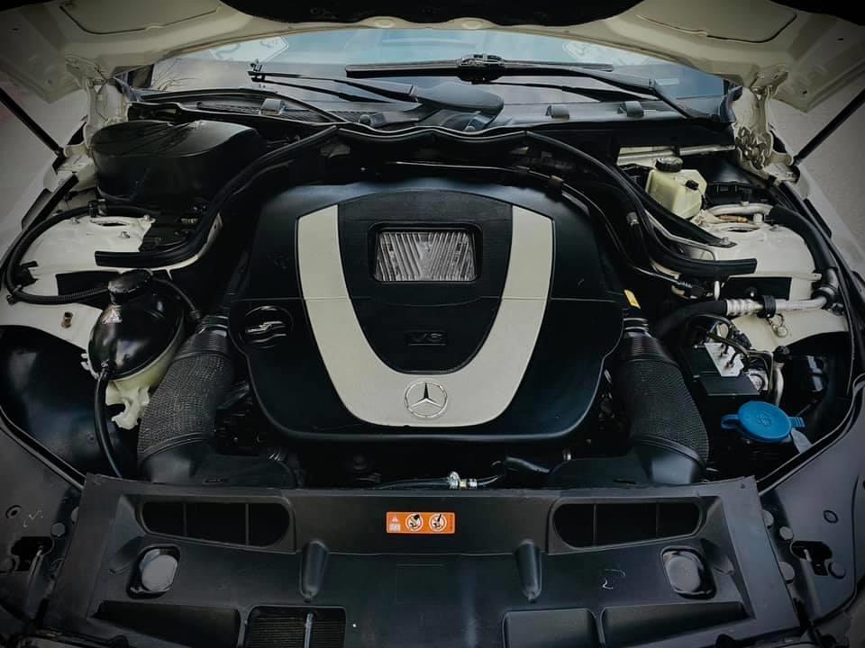 Mercedes-Benz-2008-c300-full-option