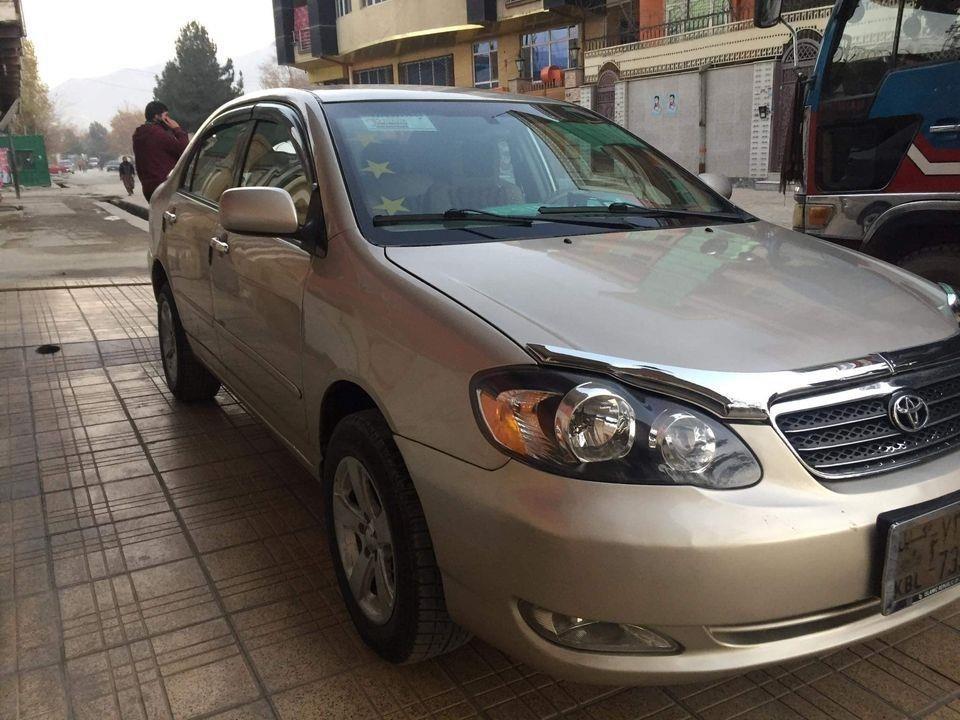 Toyota-corolla-2005-LE