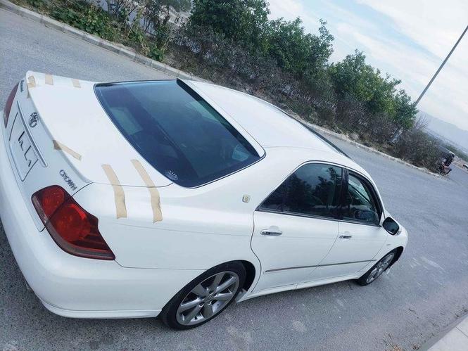 کرون موټر ماډل 2007 3500CC پلوايټ رنګ سندروف داره دولکي ل