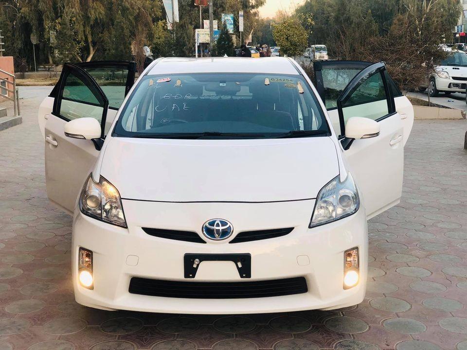 Toyota-Prius-Hybrid