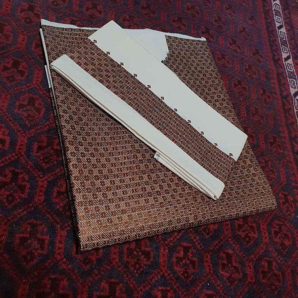لاسی-چهار-کونجه-غاړه
