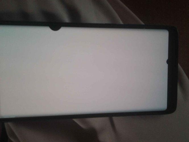 نوټ 9ټليفون خرڅوم که يه څوک رانيسي زنګ دي ووهي0707948592