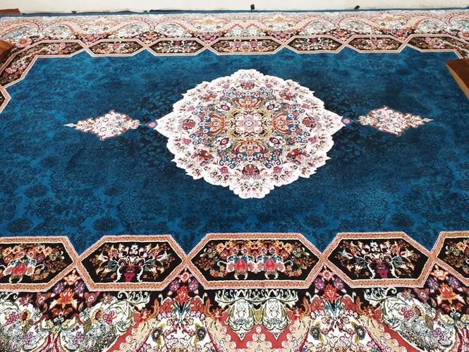 یک جوره قالین ایرانی