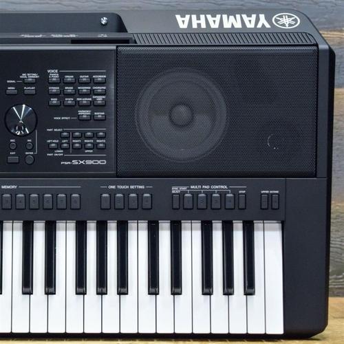 Brand New PSR-SX900 Digital Workstation 61-Key Organ Initial