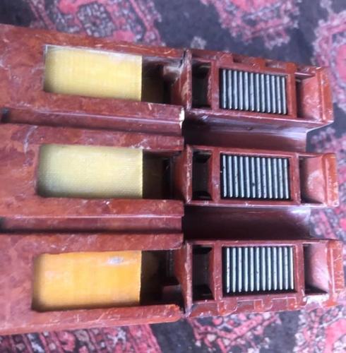 سویچ اوتومات ۳ پاس استفاده شده ۵۰۰۰ افغانی
