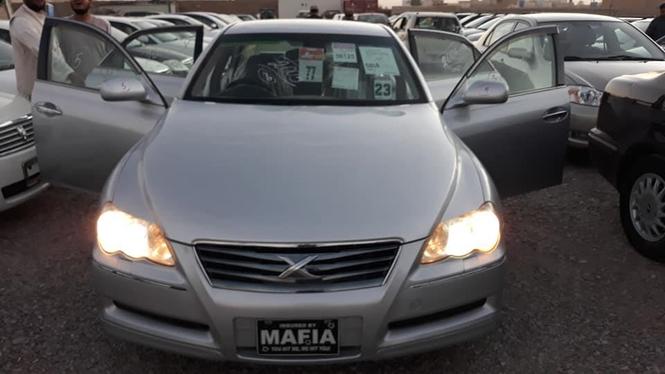 ماریکس نوی 2500cc رنګ سیلور ماډل 2005 ټیوی ریمان