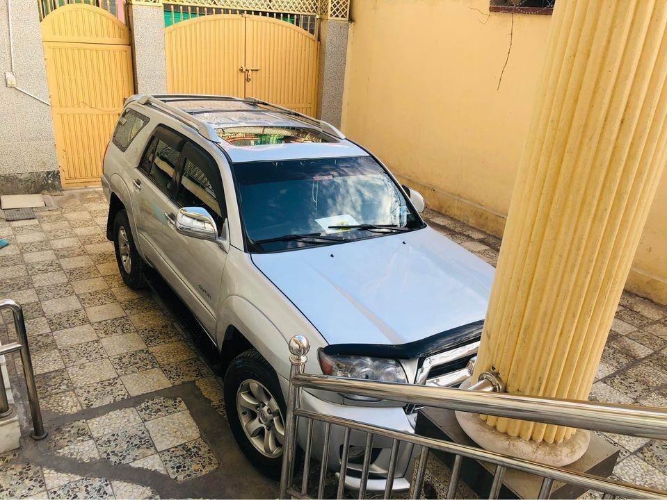 Toyota-4Runner-2004
