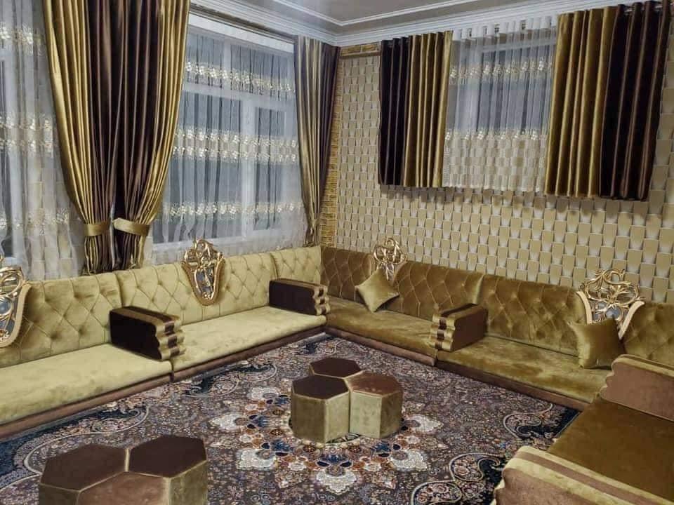0781677200-0792222209-0706856561