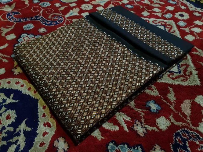 ښایسته توره خامکی غاړه راغلی ده نوی خامک اواصلی 5 متره ټوکر