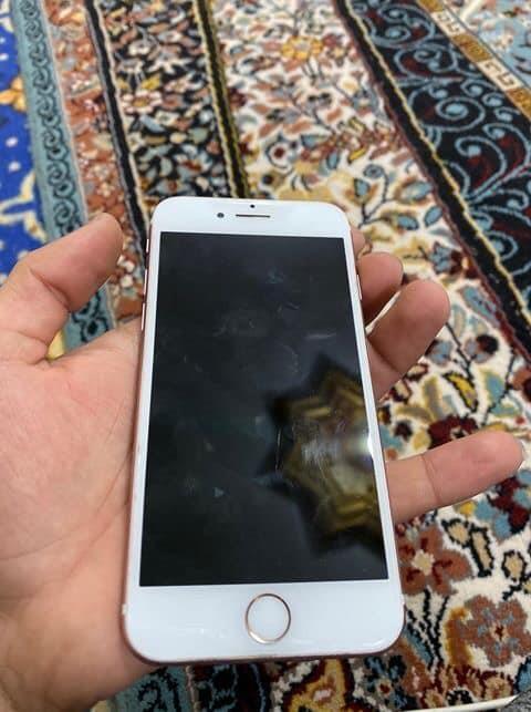 iPhone-7--Rose-gold