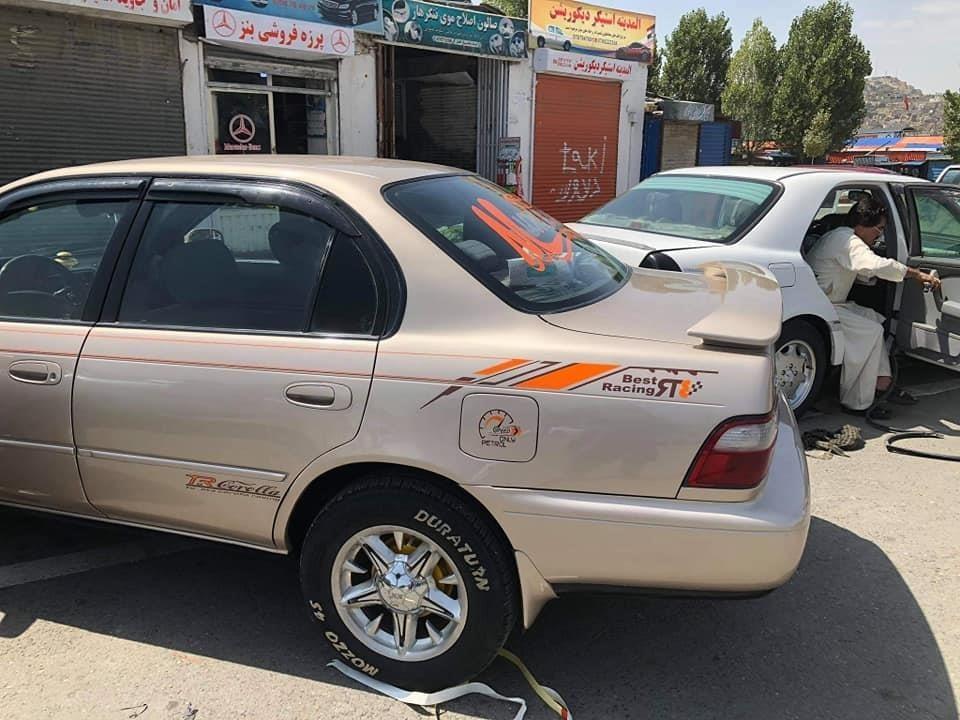 موتر-فروشی-کورلا-کانادایی