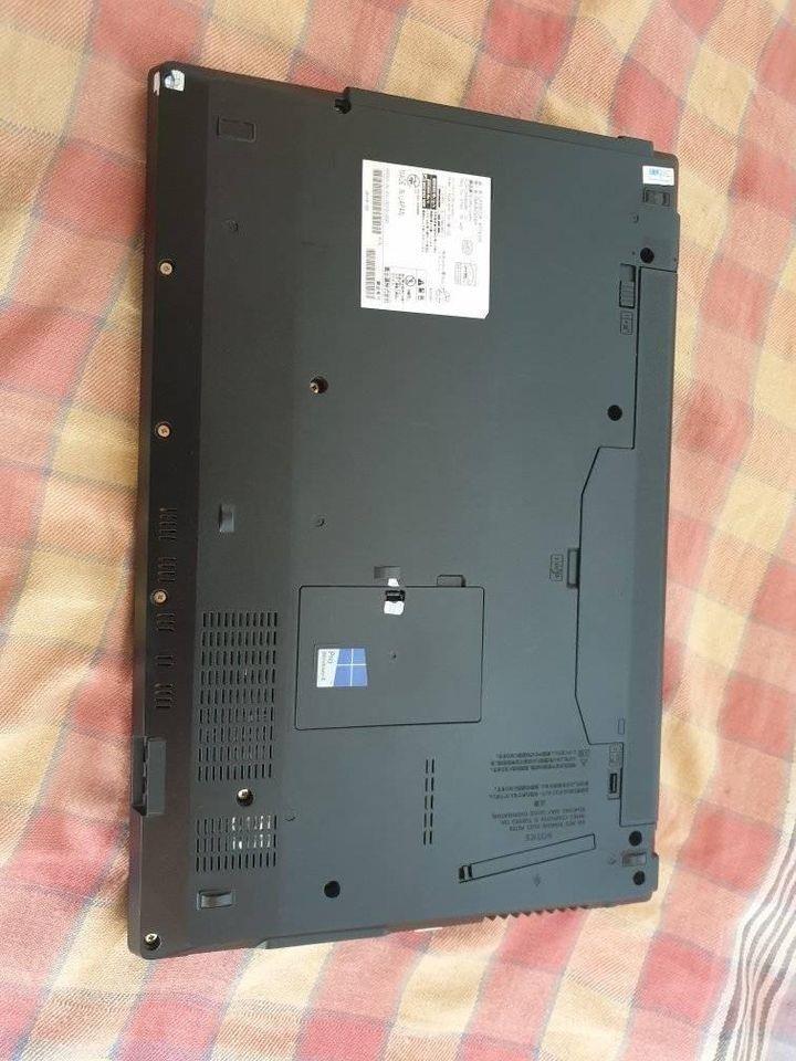 Laptop-fujitsu-core-i5