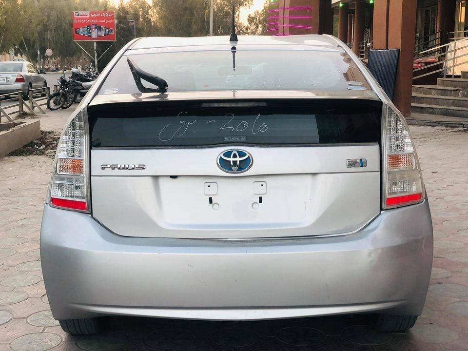 Toyota-prius-2010