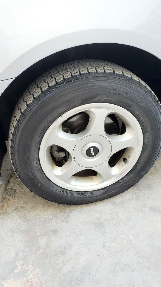 Auto-Parts
