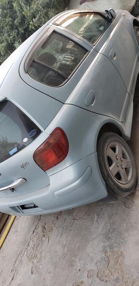car-vitz-2003-cc1300