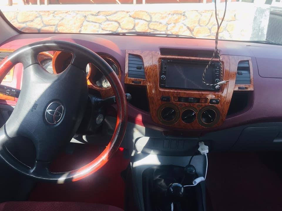 Toyota-Hilux