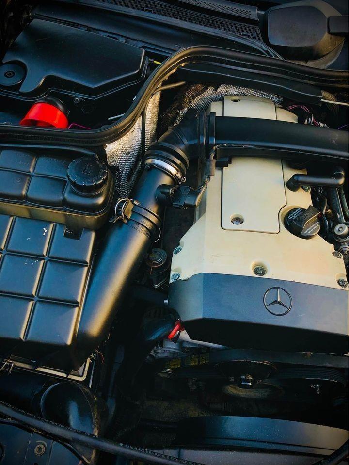 Mercedes-Benz-c230-V4-black