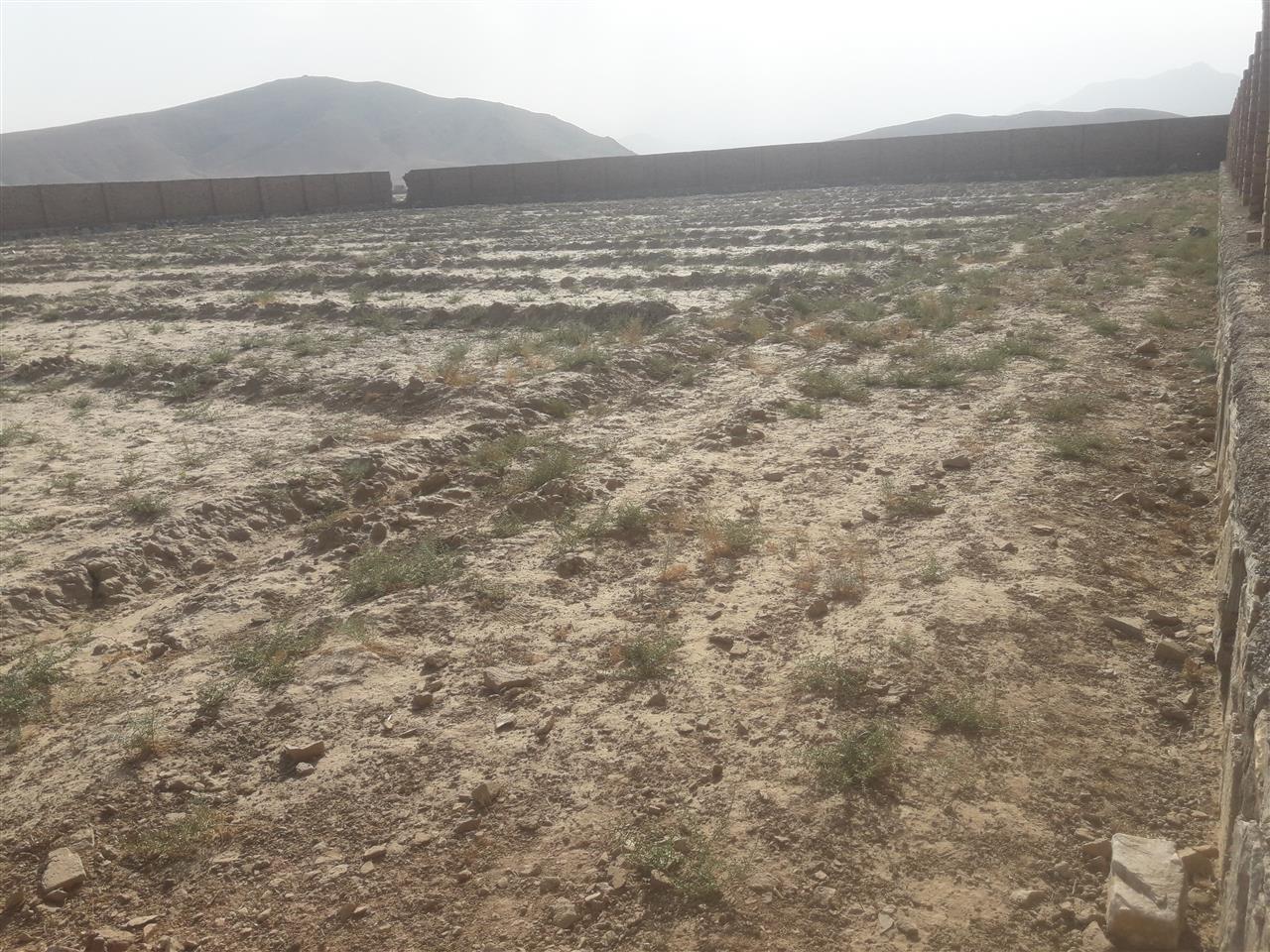 شش-نمره-زمین-چهار-دیواری-شده-گی-دست-بند-برای-فروش