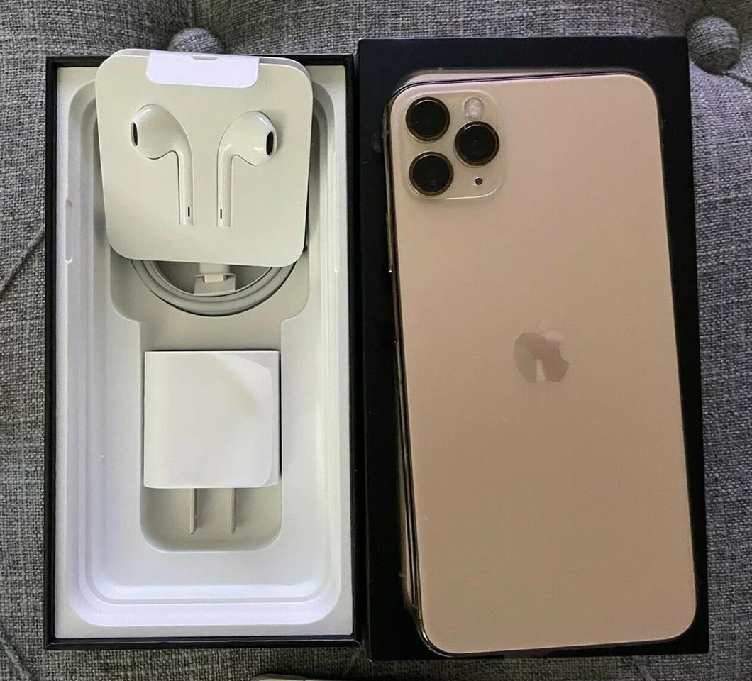 BRAND NEW* Apple iPhone 11 Pro Max 256GB Gold | Helmand