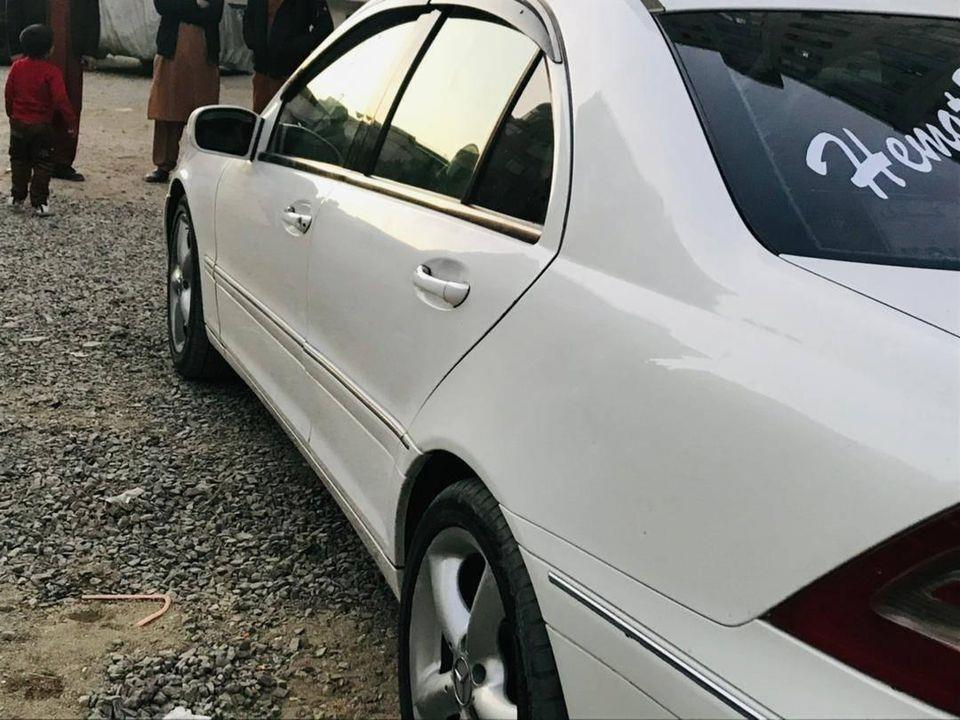 mercedes-benz-2001