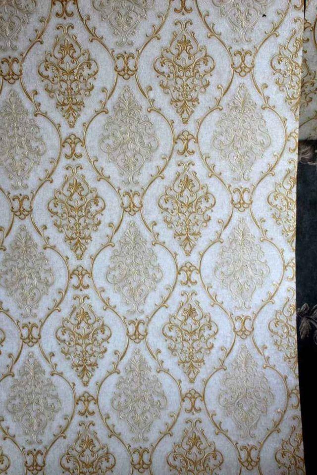 کاغذ-دیواری-های-سلطنتی