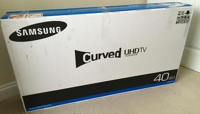 samsung 40 in curved 4k uhd smart TV