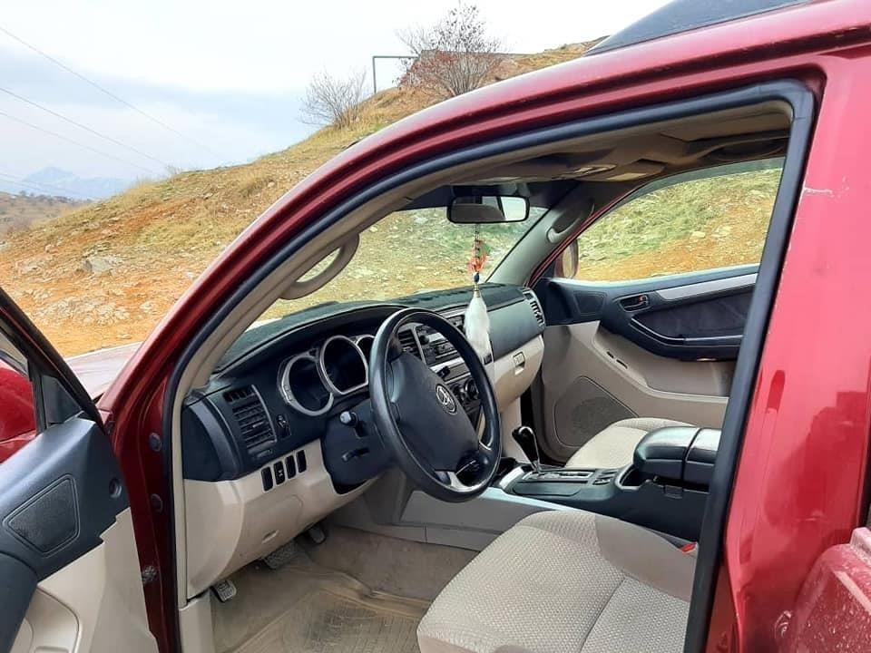 Toyota-4Runner-2005