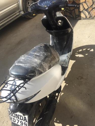 موتر سکل فروشی آجل هندا 60cc است آدرس چهار تارافیک است شمار