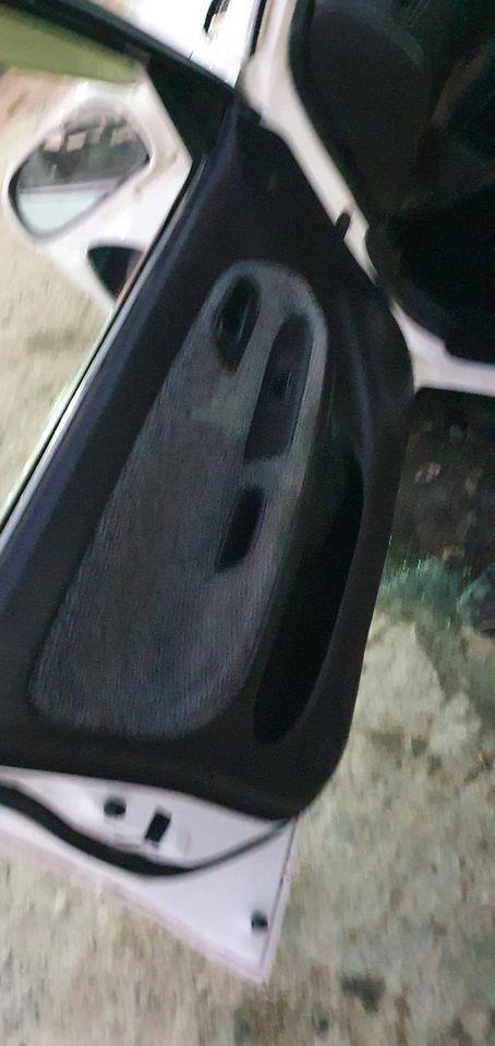 کورلا-روغ-سوپر-سالون