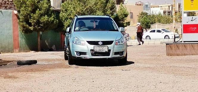 سوزاکی sx4 مدل ۲۰۰۹ .