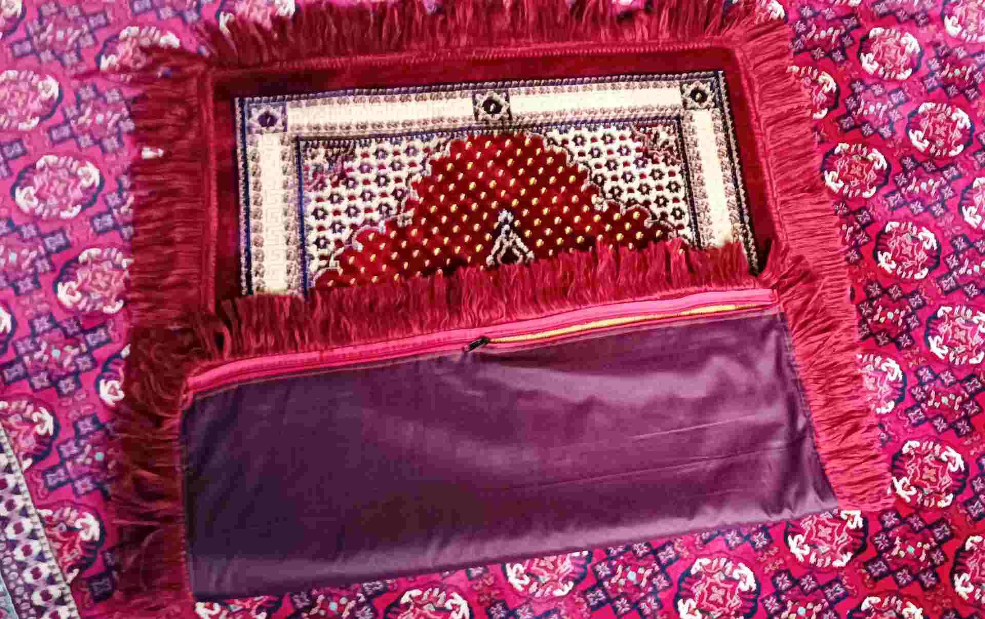 سرتوشکی-و-پوش-بالشت-6------با-جور-آمد-