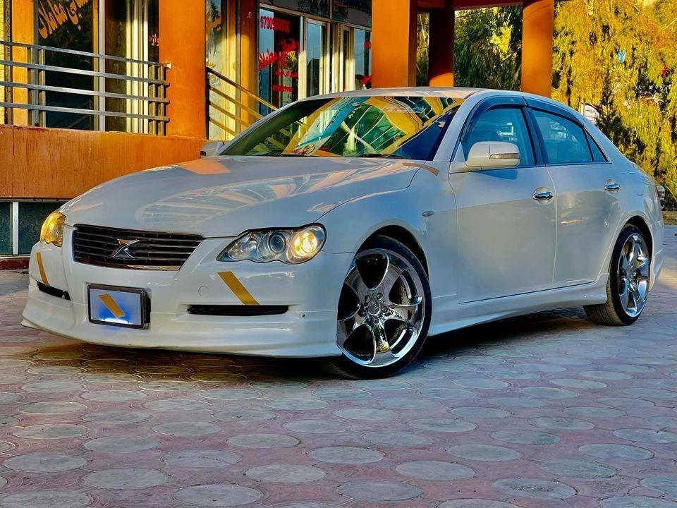 Toyota-Mark-x