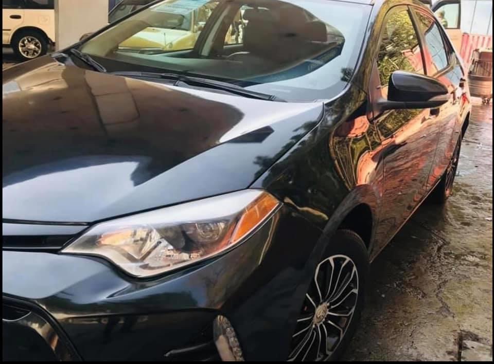 Toyota-Corolla