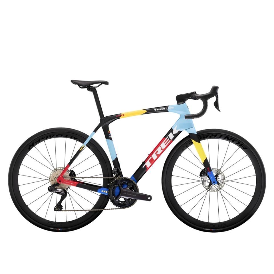 2025-Trek-Domane-SLR-7-Gen-4-Road-Bike